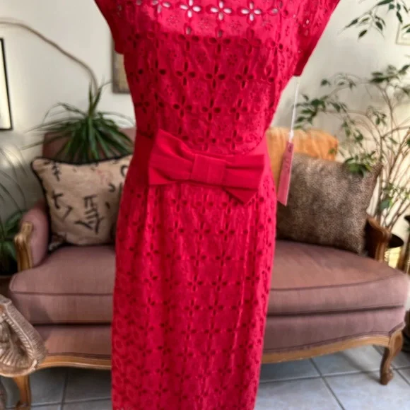 Nanette Lepore Poppy Eyelet Sheath Dress Size 10 NWT - Picture 5 of 13